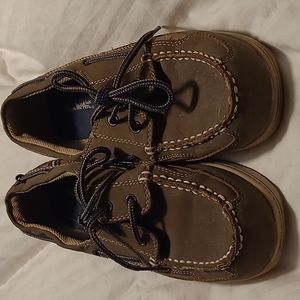 Thom McAn Boys size 3 brown lace up classic loafers dressy preppy shoes